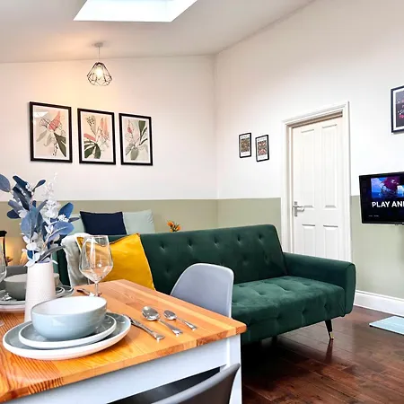 Alluring Studio 30Min To Central London & Free Parking Exterior photo