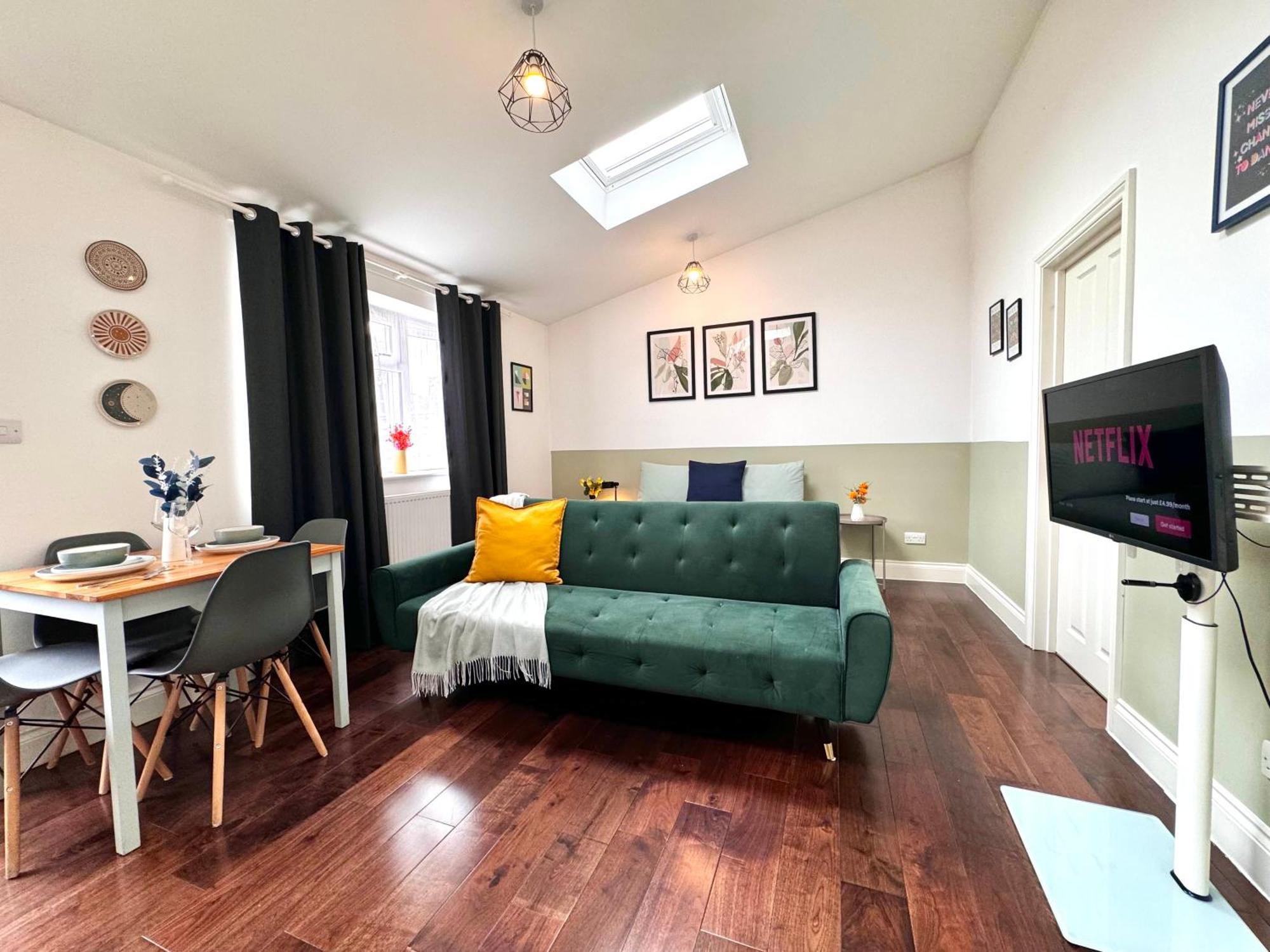 Apartment Alluring 30min To & Free Parking